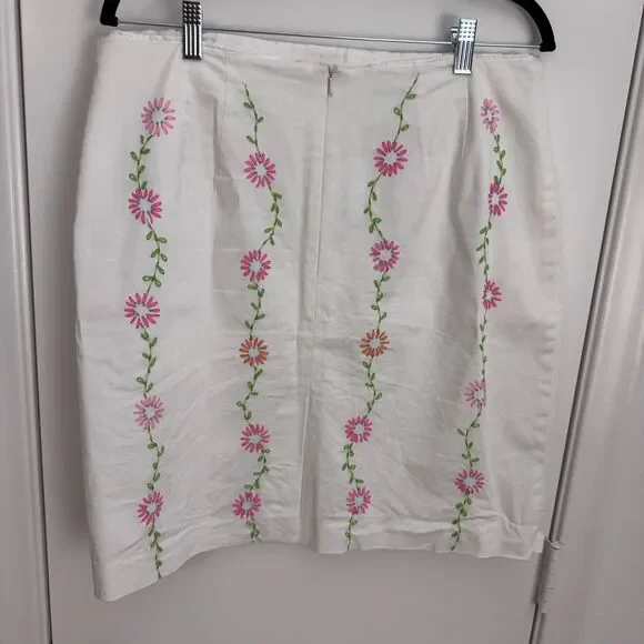 Womens Talbots Size 16 Floral Embroidered Skirt Cotton/Spandex White/Pink/Green - Picture 2 of 7